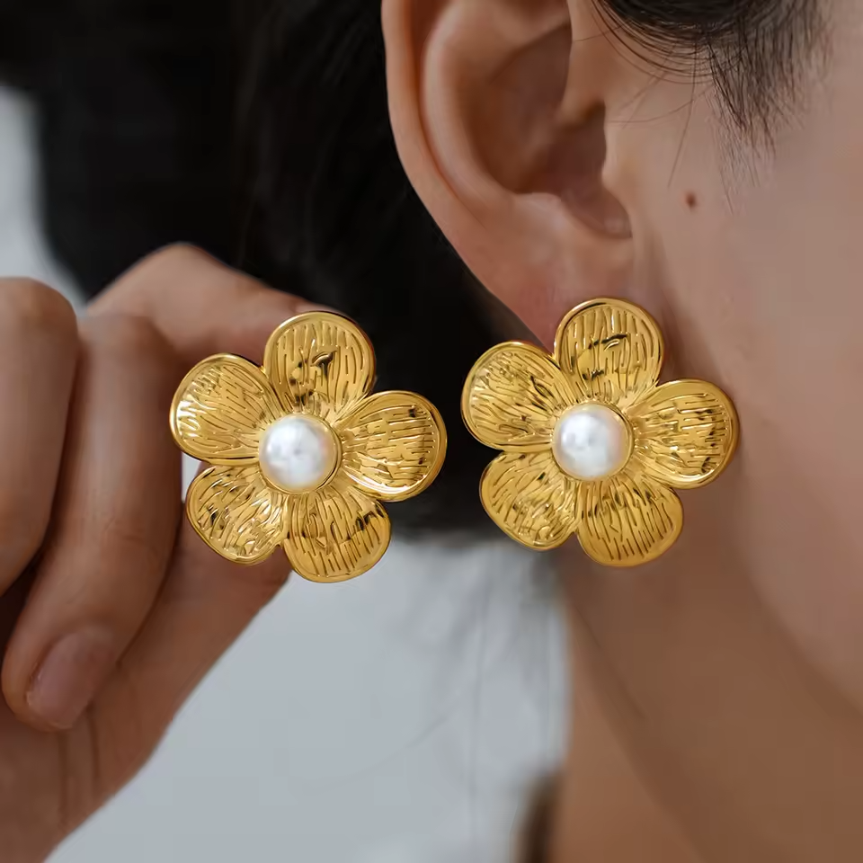 Flower Pearl Earrings